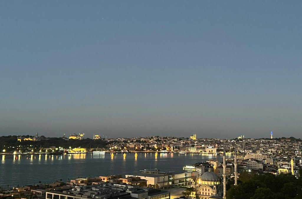 Kabatas Apartment | A Million Dollar View In the Heart of the City