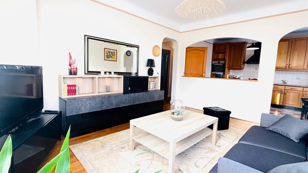 Longwy Apartment | A modern nest in Longwy, close to major roads