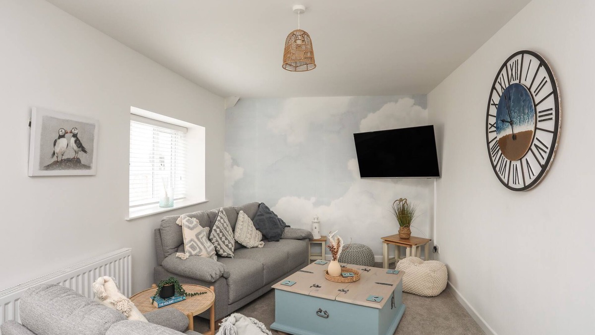 Newborough Cottage | A MOR, pet friendly in Newborough