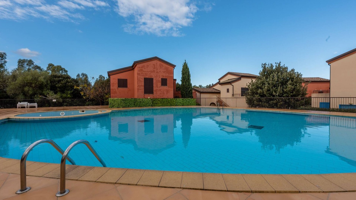 Lozari Apartment | A Muredda di Lozari - One Bedroom Apartment, Sleeps 4