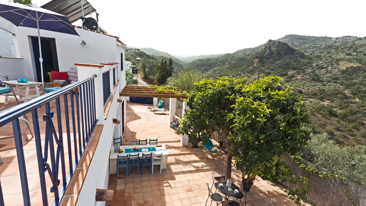 Comares House | A paradise: finca (9p) with private heated swimming pool and lots of privacy and atmosphere