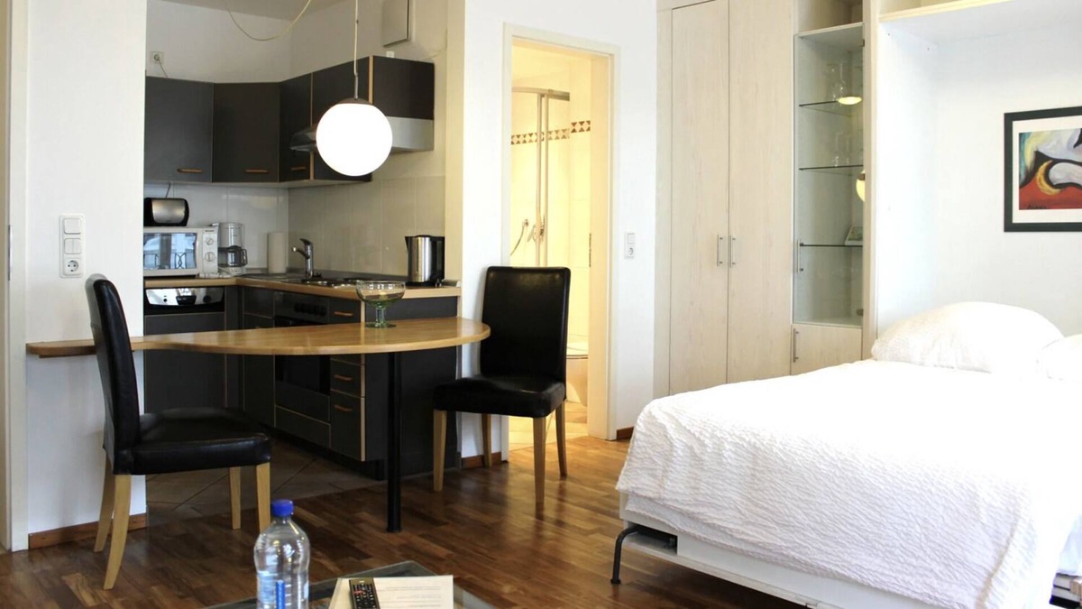 Porz Apartment | a-partment Cologne Riverside