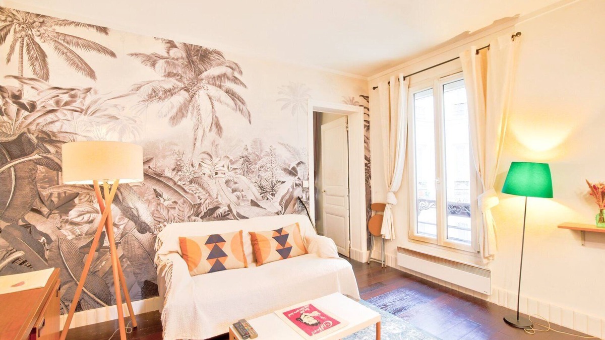 Pere Lachaise Apartment | A Peaceful Paris Stay Near Père Lachaise