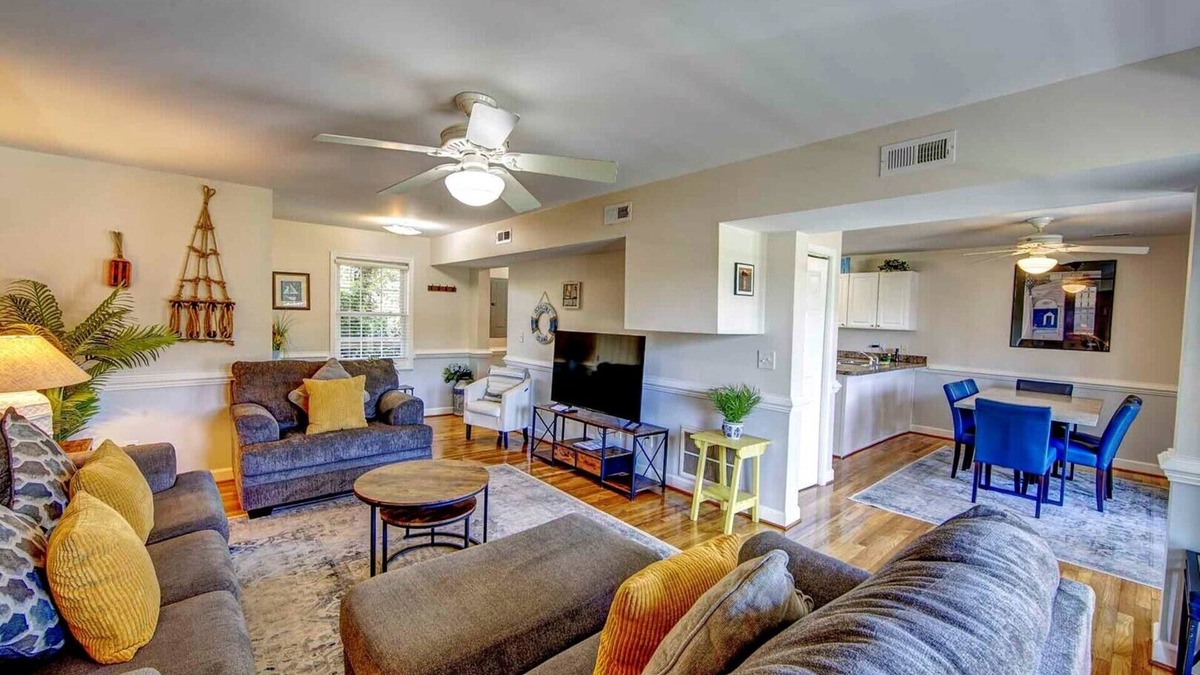 Ocracoke Condo | A Pelican Dance: Pet-friendly Condo in the heart of Ocracoke Village