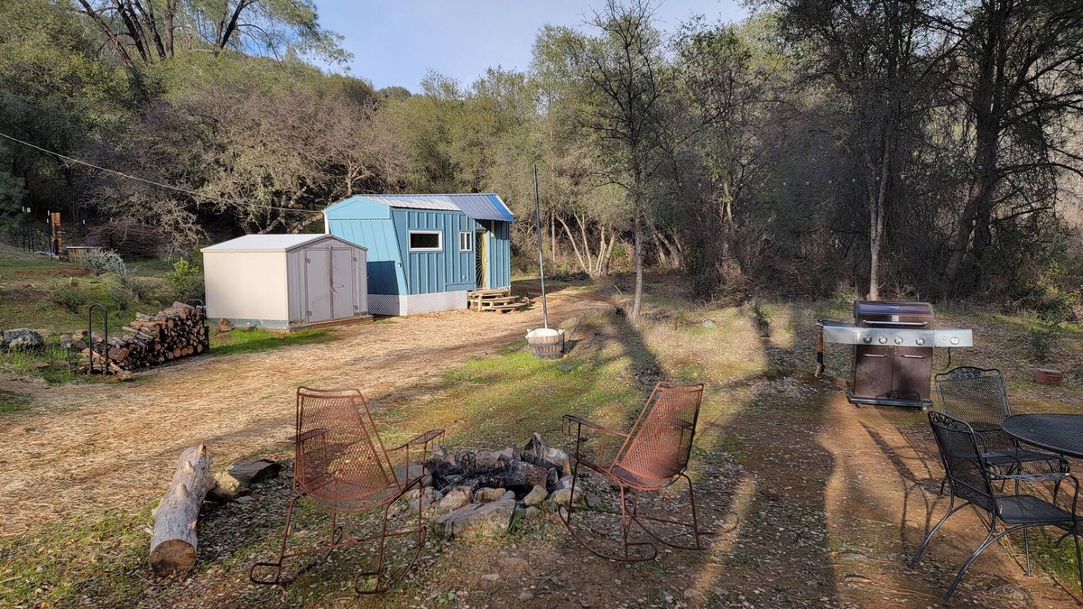 Smartville House | A perfect getaway surrounded by nature and close to town