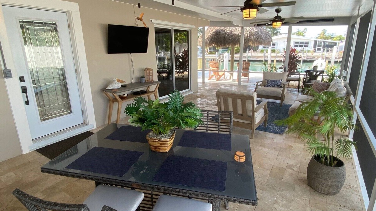 Key Colony Beach House | A piece of paradise! Adorable 2 bedroom, 2 bathroom canal front half duplex