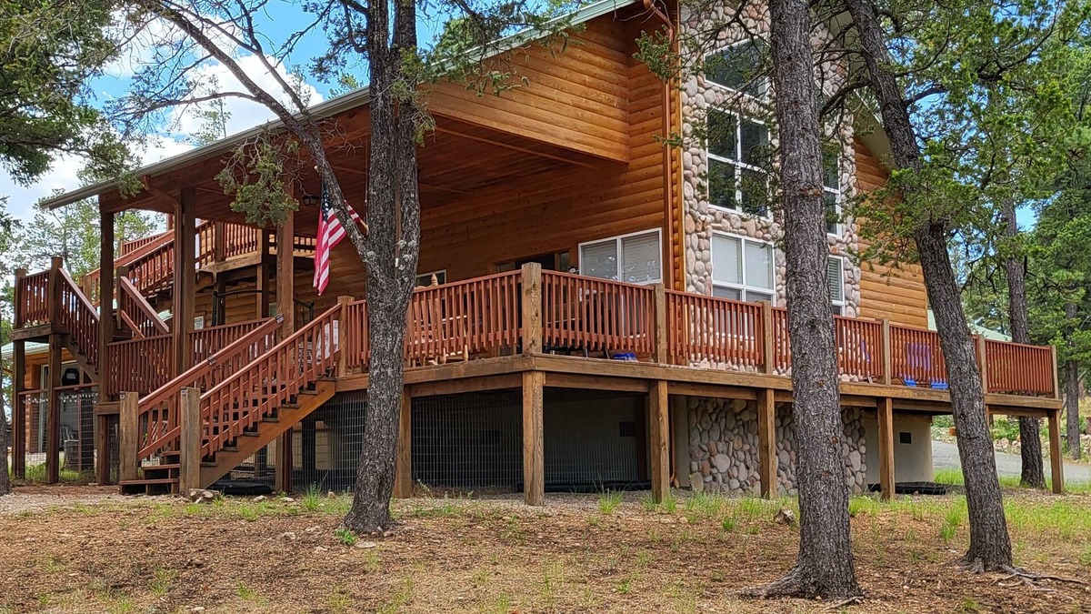 Ruidoso Cabin | A Place for Royalty!
