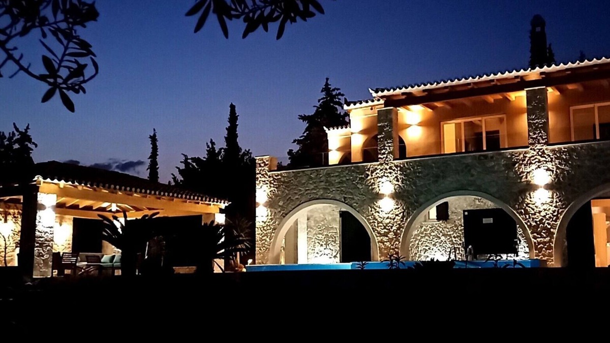 Ermionida Villa | A Private Villa at a Prime Location, Just Off the Rocky Shore. Swimming Pool.