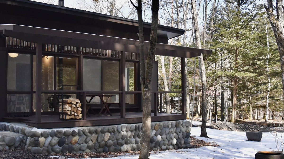 Kita Karuizawa Villa | A private villa limited to one couple per day in Kita-Karuizawa