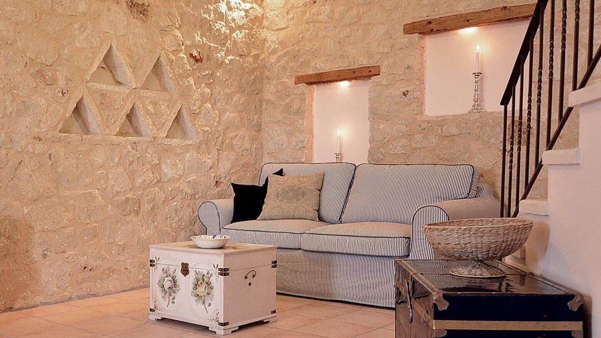 Vigla House | A Quaint, Traditional, Luxury sanctuary near Kouremenos beach