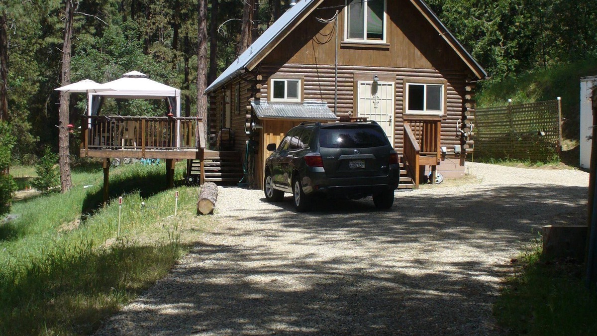 Pinehurst Cabin | A Quiet place away from the crowds.