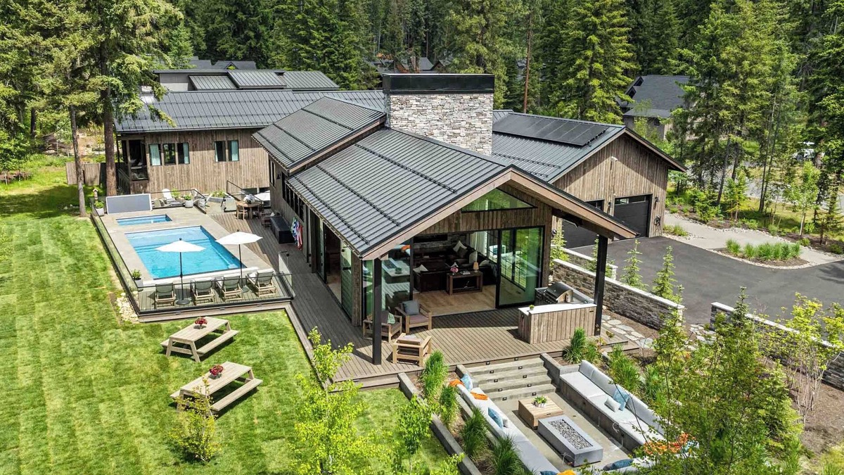 Roslyn House | A Retreat for All, Designed for Connection | 8K sqft Suncadia Gathering Haven