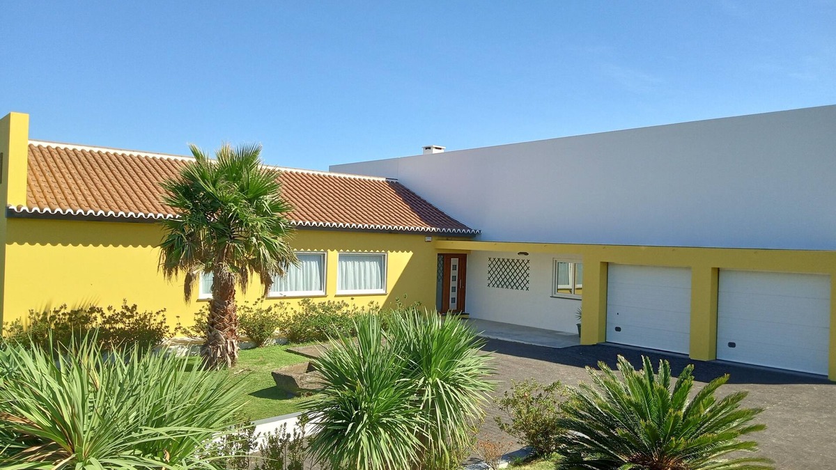 Altares House | A retreat house in the idyllic rural parish of Altares, Terceira Island, Azores