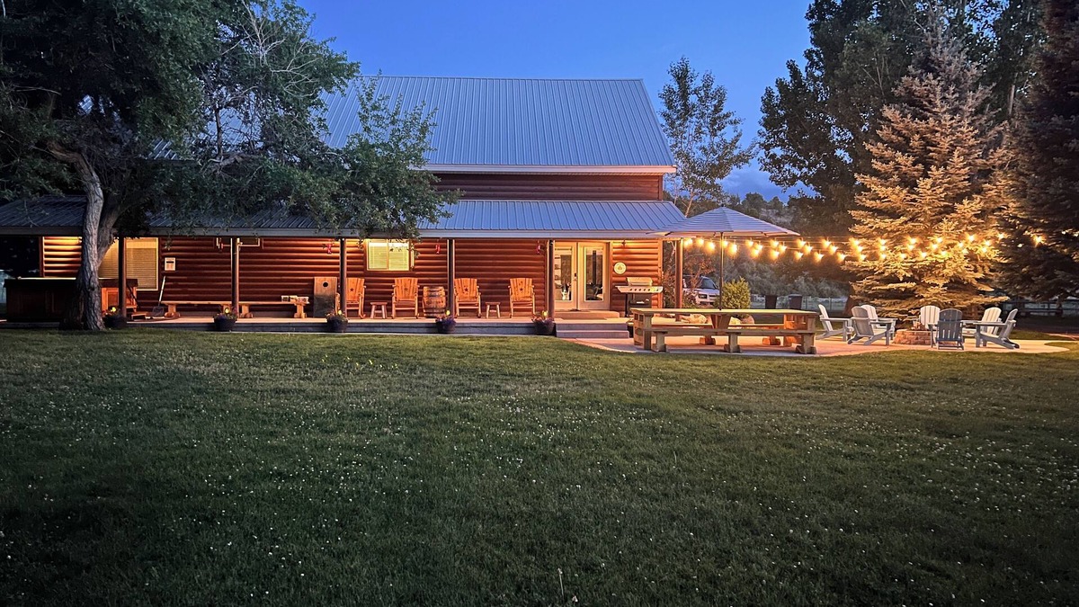 Beaver Cabin | A River Runs Through It!