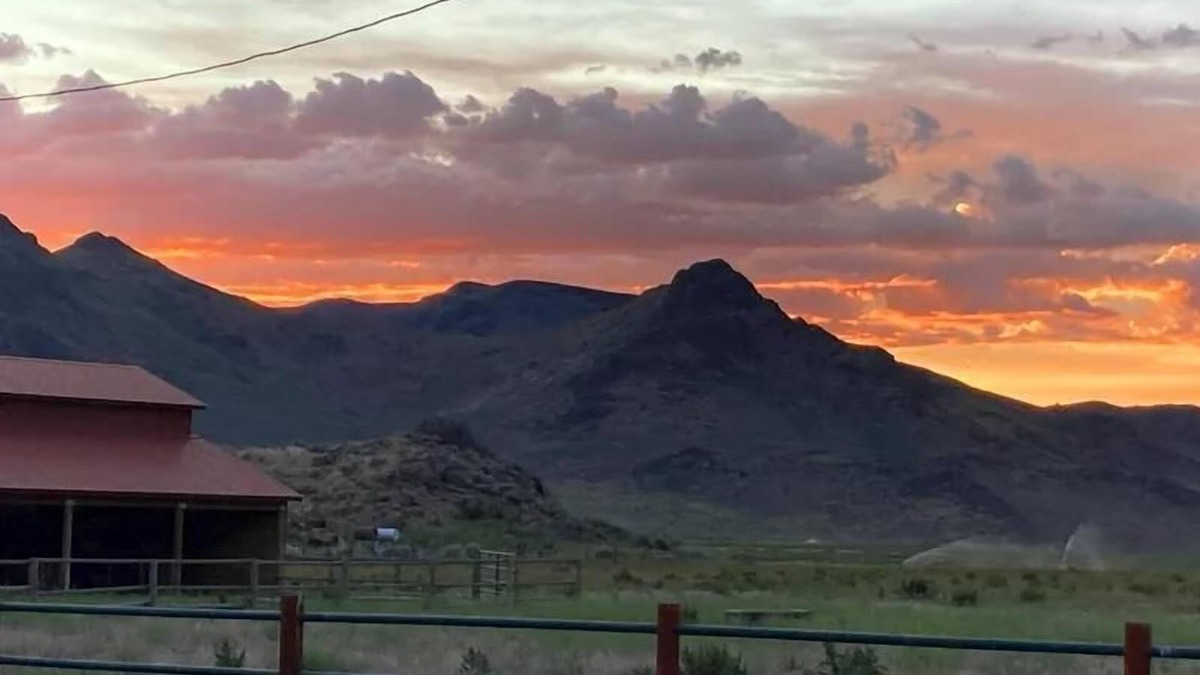 Blaine County Apartment | A Rustic Ranch & Retreat Center in the Heart of the Pioneer Mountain Range near Sun Valley