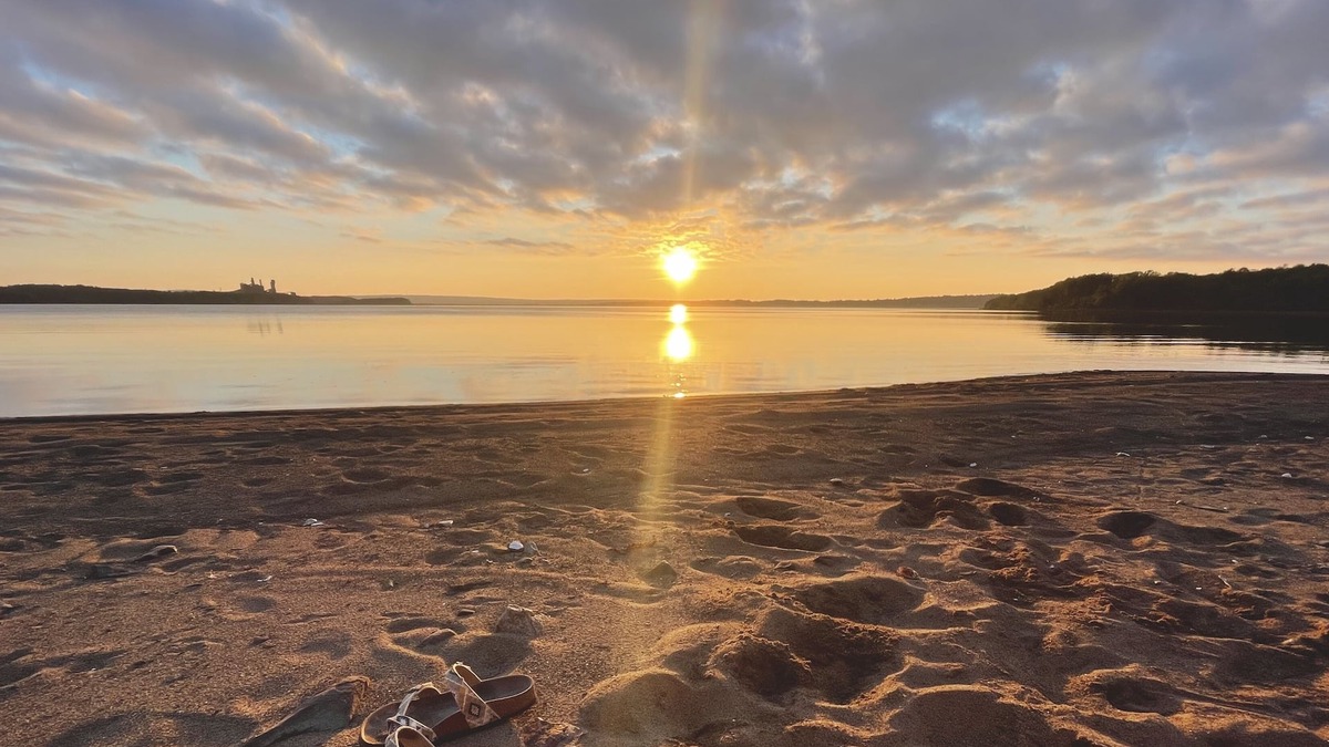 Pictou County Cottage | A secluded beachfront retreat for families - pet friendly!