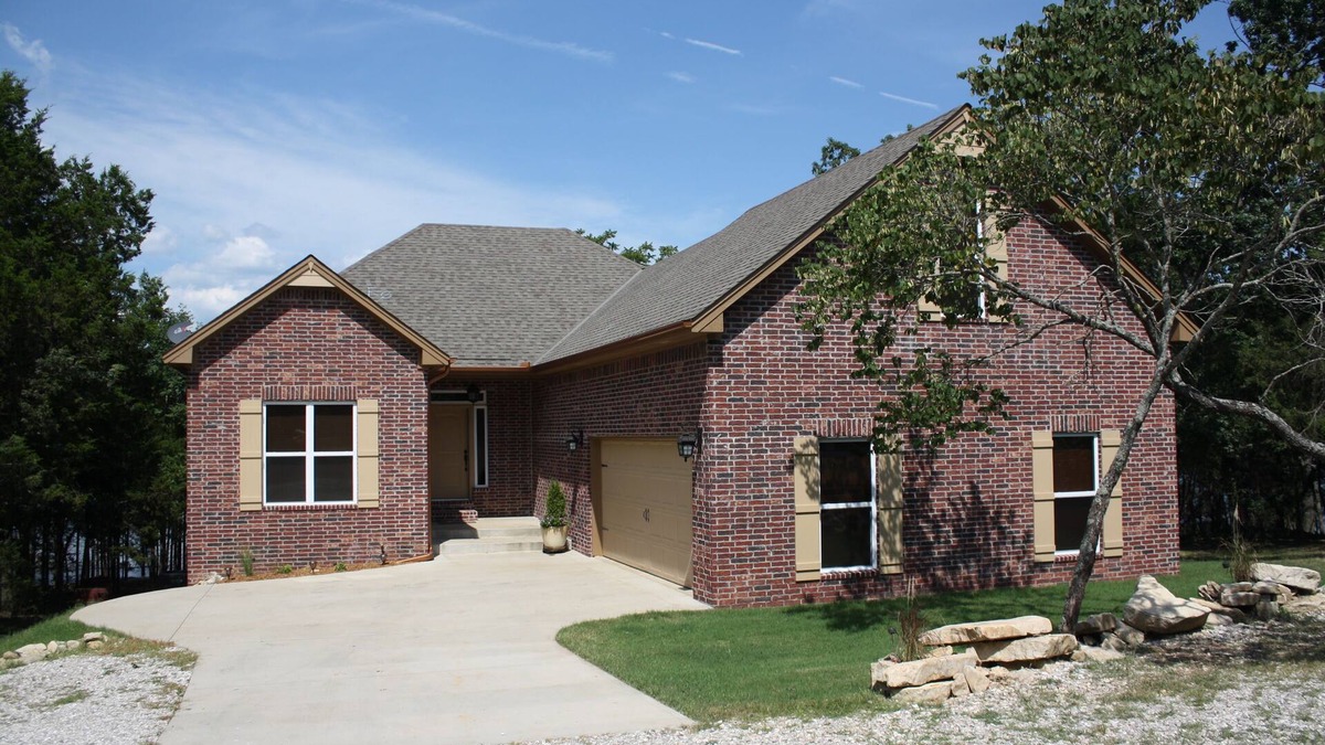 Lost Bridge Village House | “A Shore Thing “ A Gorgeous Lakefront Home Steps Away From Beaver Lake