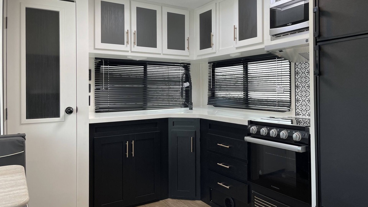 Craig House | A simple place to hang out!
