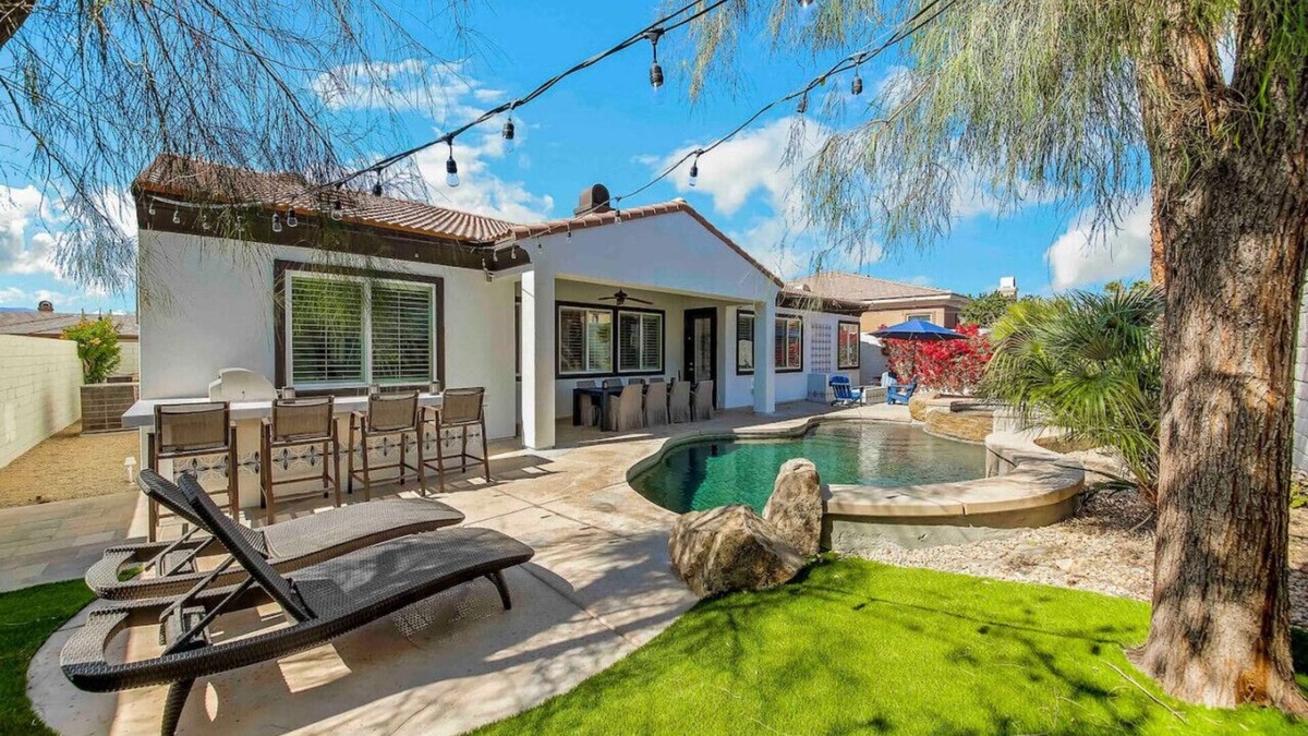 Terra Lago Apartment | A Star Is Born/5BR-3BA/Pool and Spa