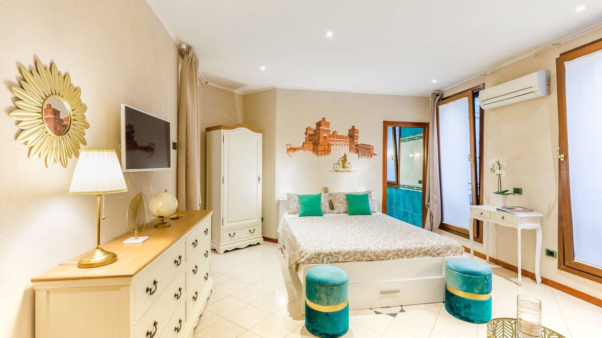 Ferrara Historic Centre Apartment | A stone's throw from the Castle