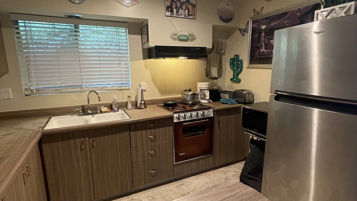 Studio City Apartment | A Studio City Dream, pet friendly, and walking distance to Universal Studios.