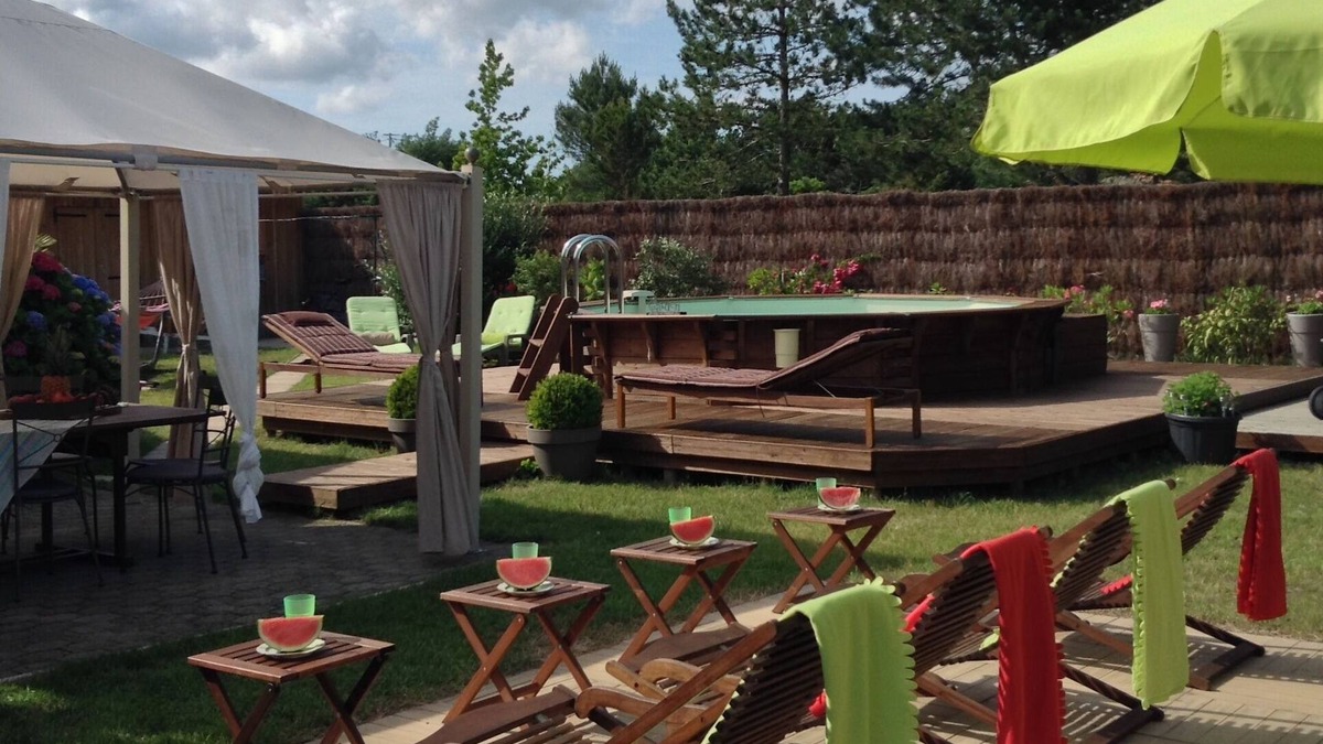 Sainte-Eulalie-en-Born House | "A summer at La Bichonnerie *