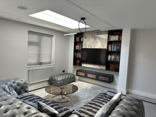 Underhill Apartment | A super luxury large apartment