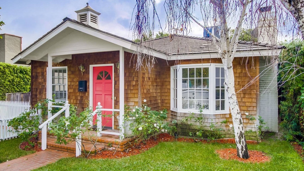 Norma Triangle Bed & Breakfast | A Touch of Cape Cod in West Hollywood
