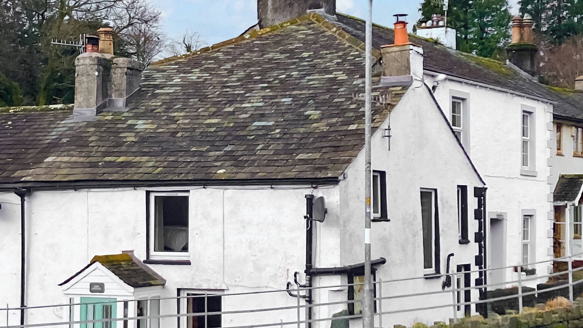 Portinscale Cottage | A traditional Lakeland cottage situated in the heart of Portinscale village.