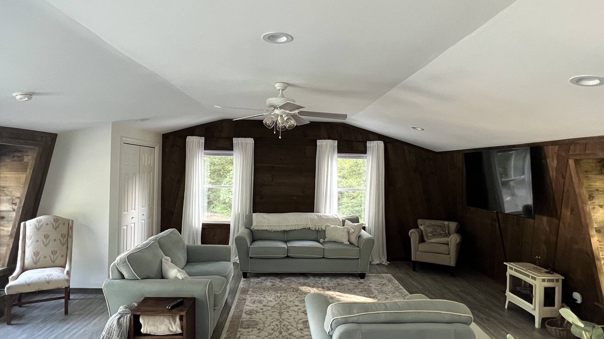 Greenwood Cottage | -A travelers cottage - A place to rest after a busy day.