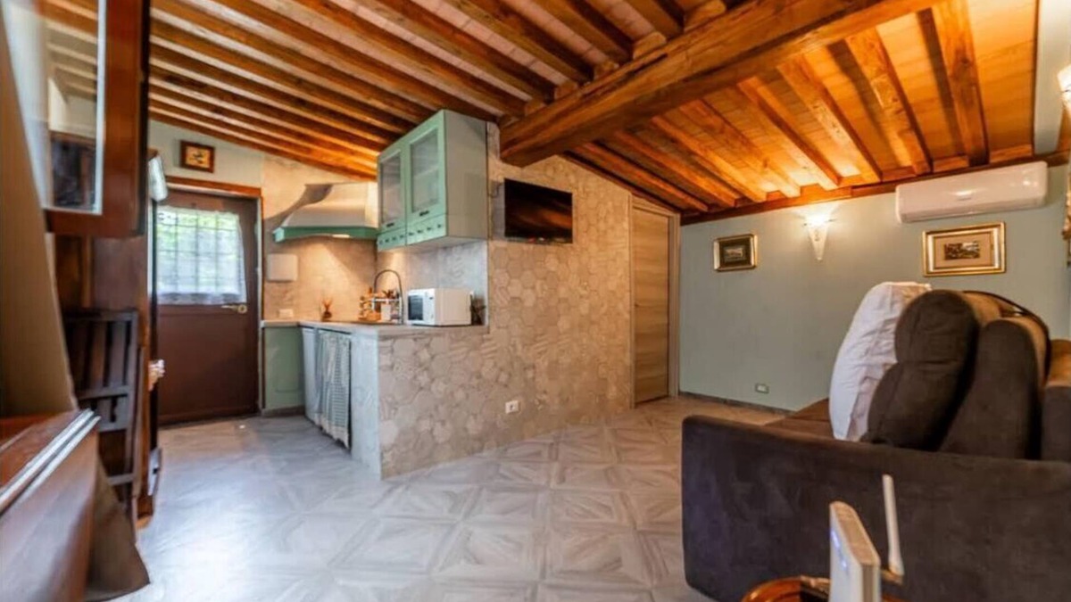 Quartiere XXVI Appio Pignatelli House | A UNIQUE HOUSE IN ROME