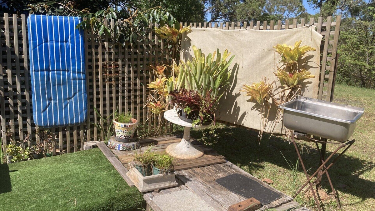 Wadeville Cottage | A unique, peaceful setting with panoramic views - Edan Gardens Restaway cottage.