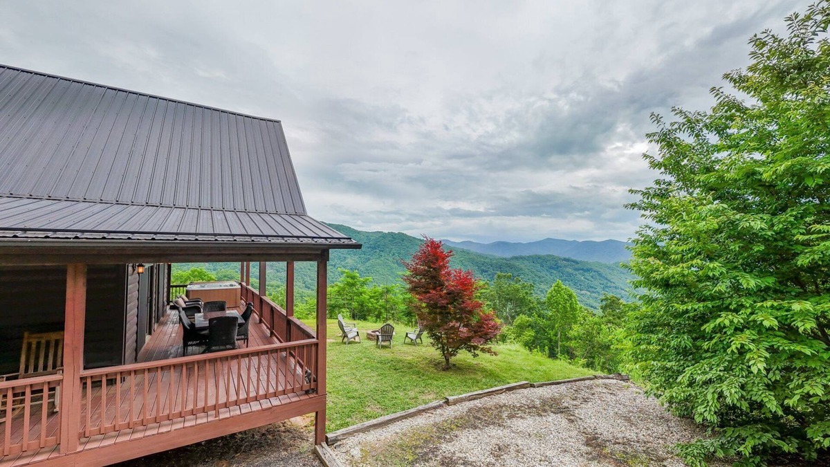 Bryson City Cabin | A Walk in the Clouds