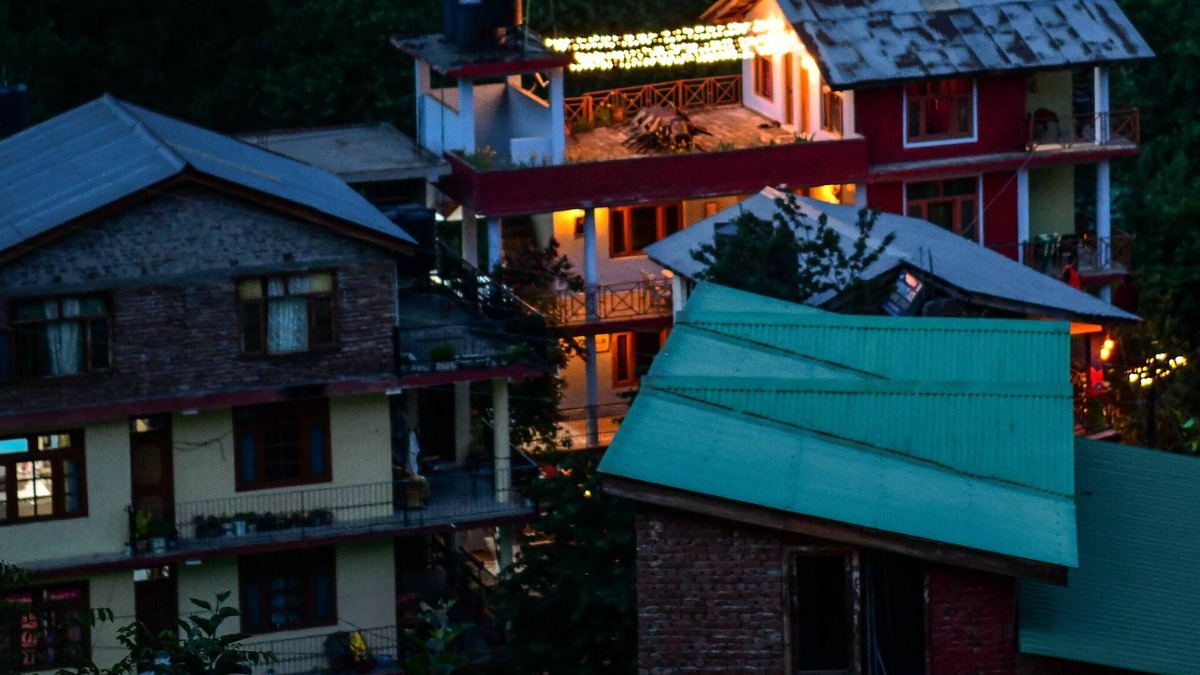 Old Manali House | A warm, calm serene property to help you connect to nature