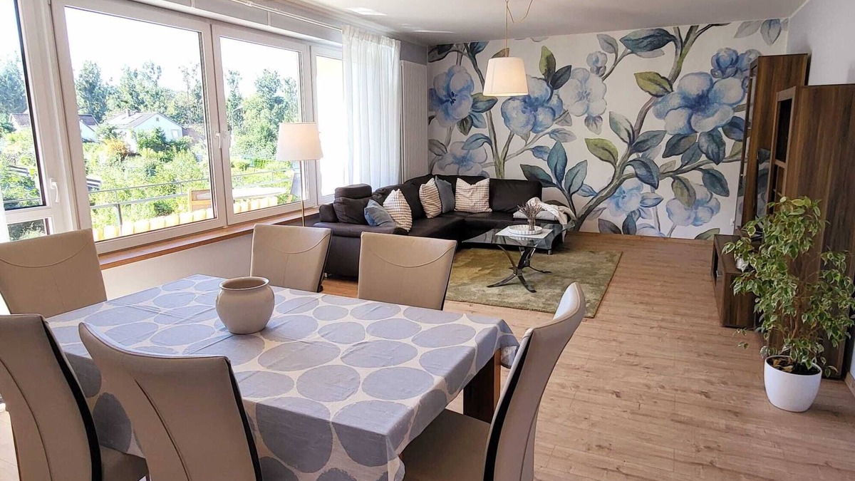 Weitramsdorf Apartment | A warm welcome to our new holiday flat "Hereinspaziert".n2 Persons/85m2
