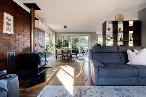 Trevallyn House | A Whole Lot Of House W/Dual Living & Library