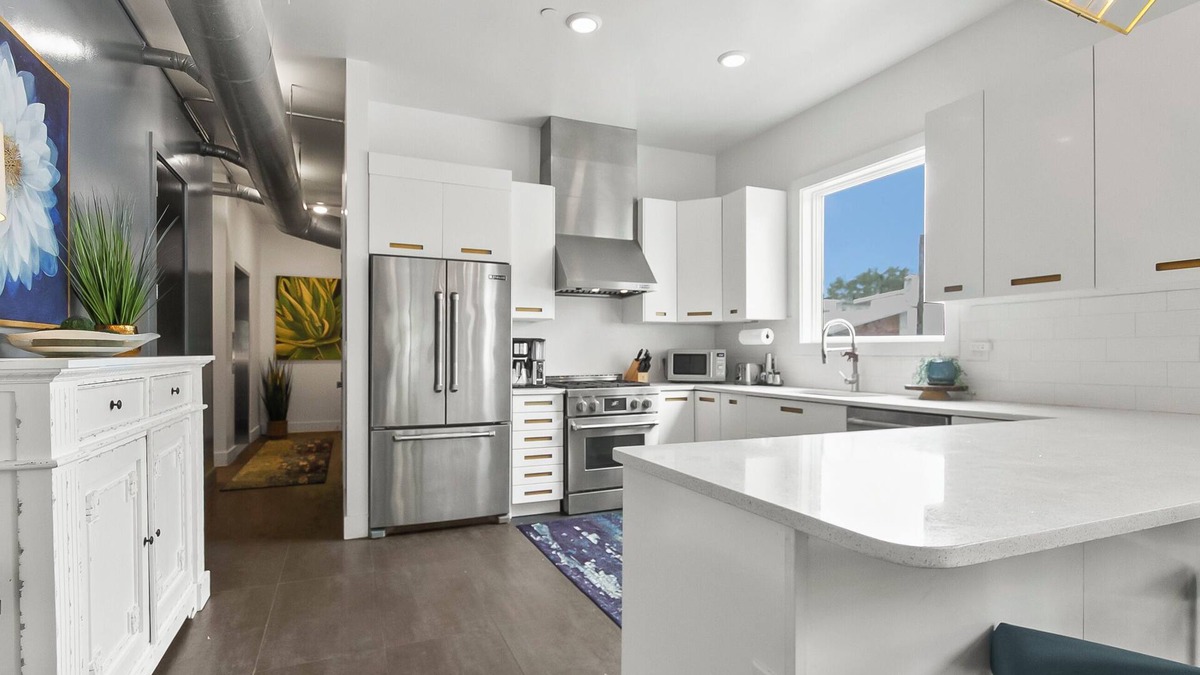 Tuscaloosa Condo | "A Winner" Game Ready Rental