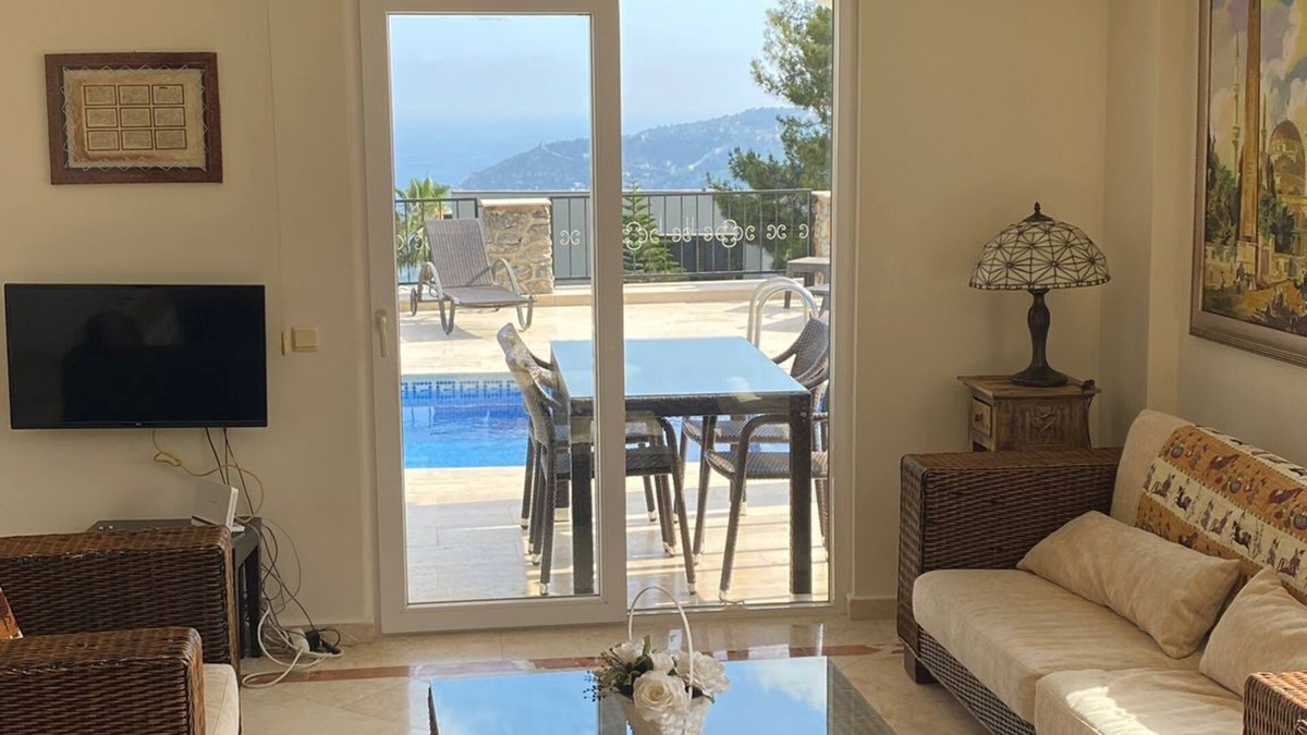 Alanya Villa | A wonderful holiday villa with a private pool in Alanya.close to the city &beach