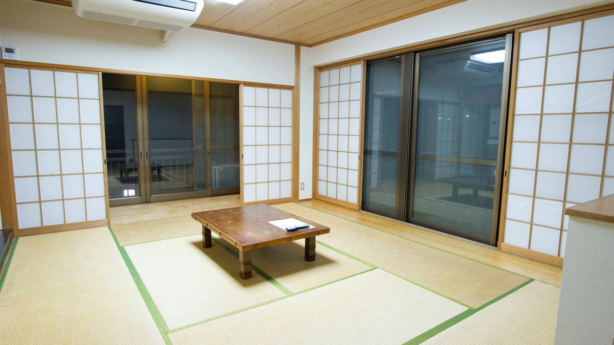 Ome House | A-yard
