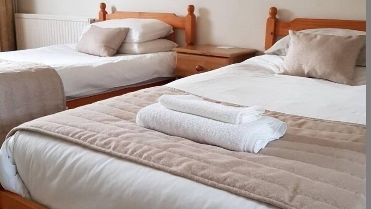 Kilmington Bed & Breakfast | A35 PitStop