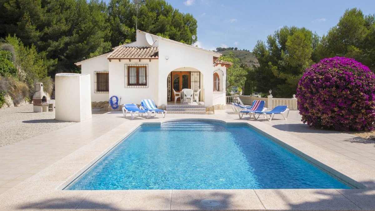 Empedrola Villa | A41 EMPEDROLA URB 12Q