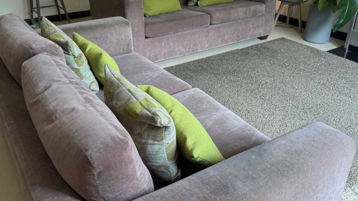 Loanhead Apartment | Aaron Glen Apartments - Maraig