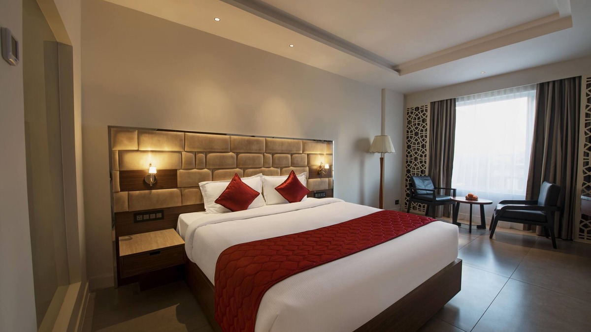 Hassan Hotel | Aarya Mansion