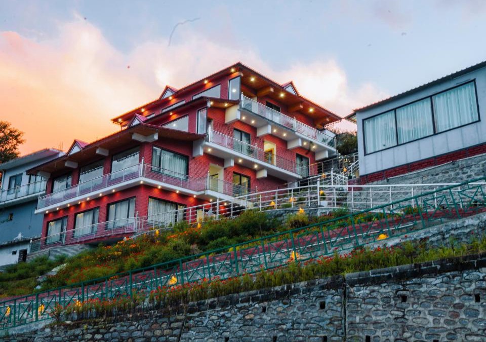 Gobind Dham Hotel | Aaryam Resort, Auli