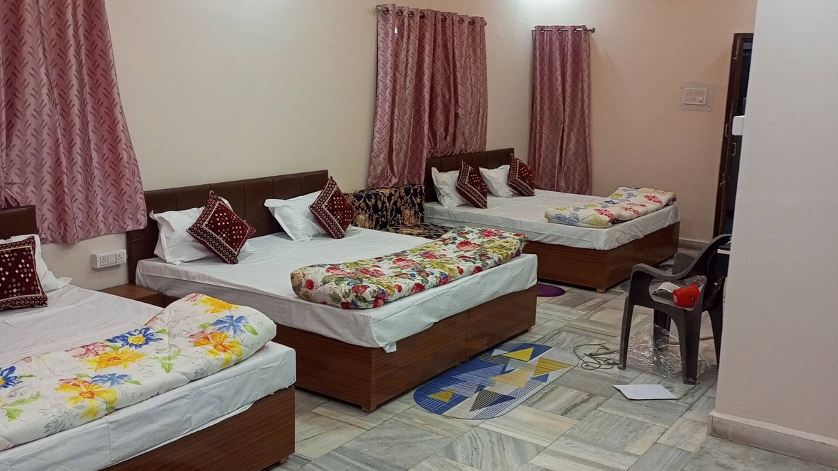 Ujjain Bed & Breakfast | Aashirwad Residency @ Home Stay/Bed & Breakfast Unit of MP Tourism Board