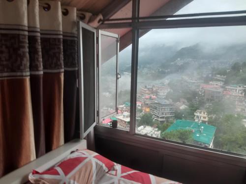 Kumarhatti House | Aashiyana Studio Homestay