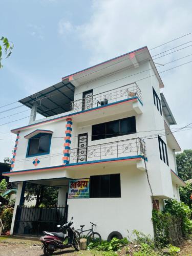 Kashid House | Aashray Guestroom