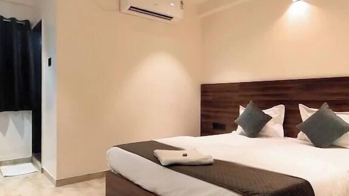 Rajgurunagar Hotel | Aatithya Residency