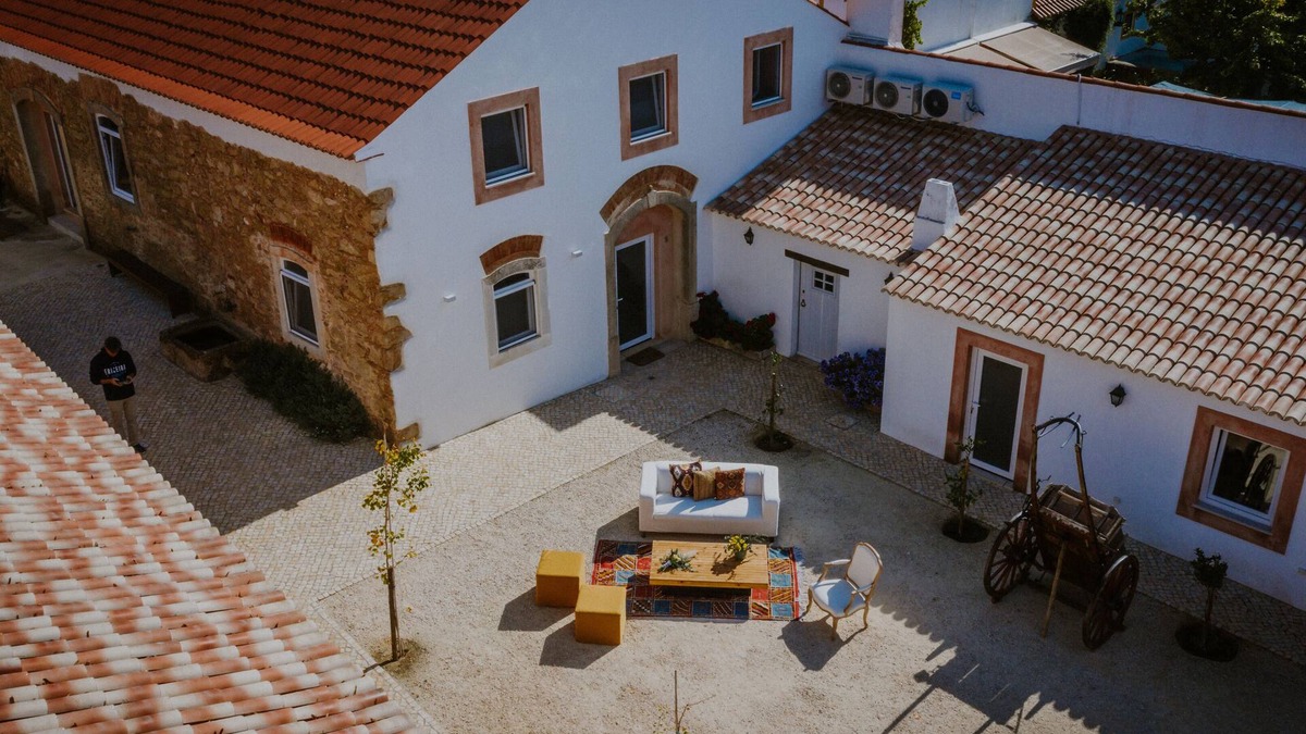 Alenquer Bed & Breakfast | Aba da Serra, Rural Tourism, with breakfast, garden and swimming pool.