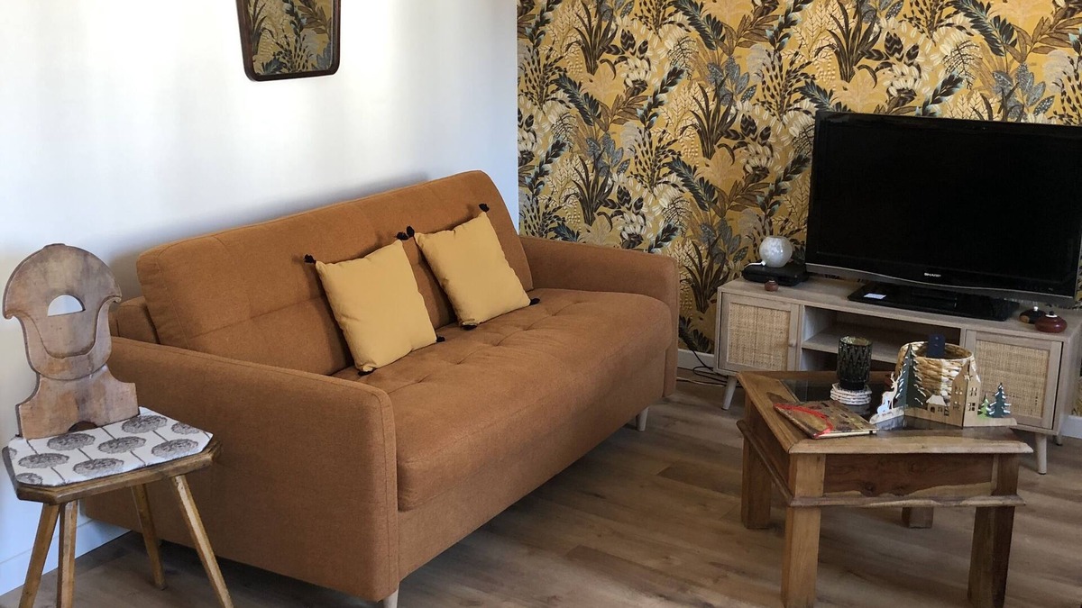 Hastings Apartment | Abbaye aux Hommes, a charming cocoon for 2, 3 or 4!